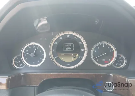 2012 Mercedes-Benz E 350 4Matic z USA, uszkodzony, nr VIN WDDHF8JB0CA617158